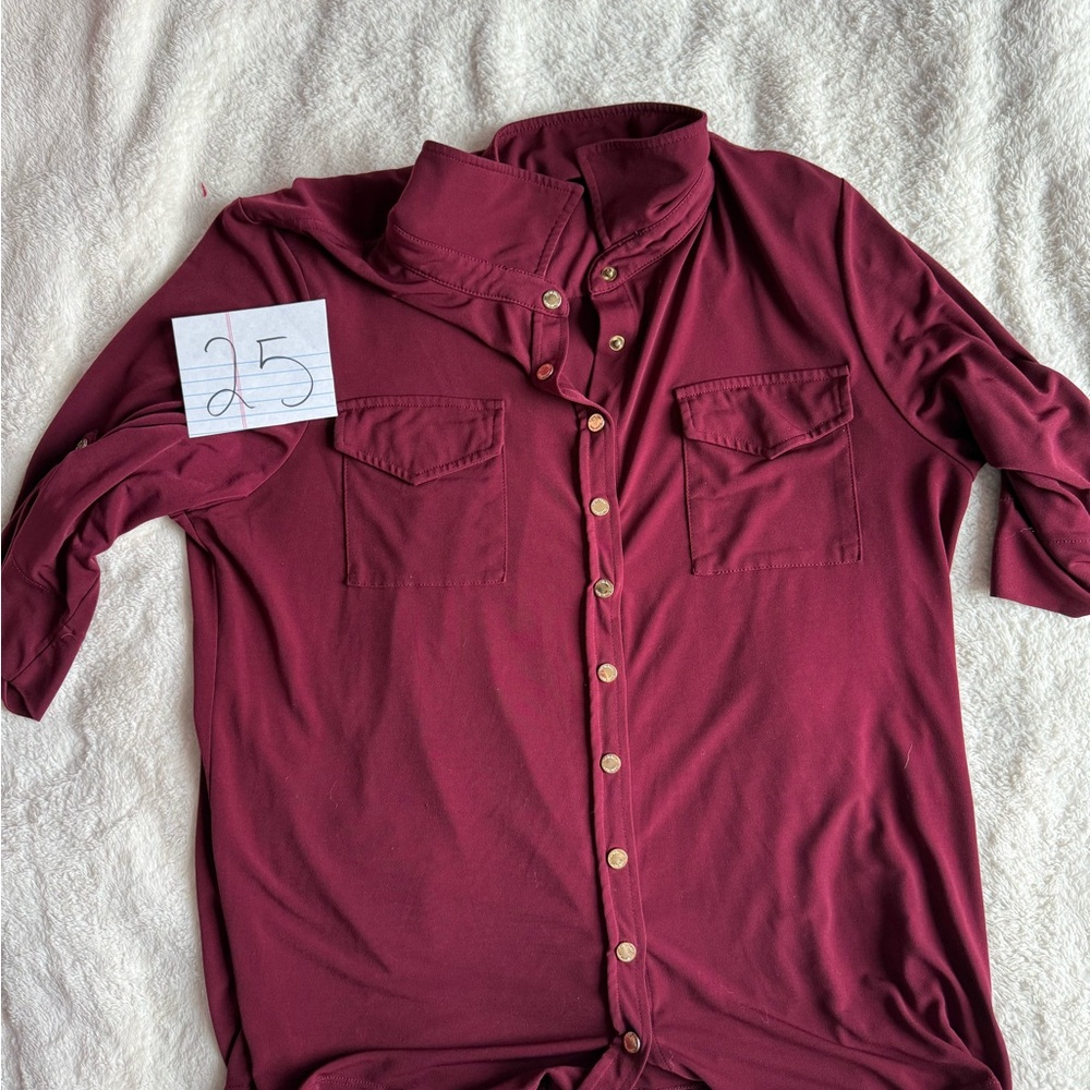 Calvin Klein Women’s Long-Sleeve Button-Up Shirt